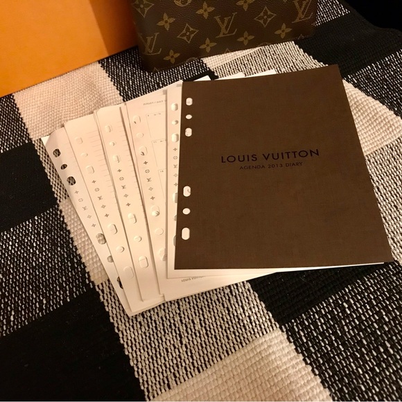Louis Vuitton Agenda GM - Picture 4 of 16
